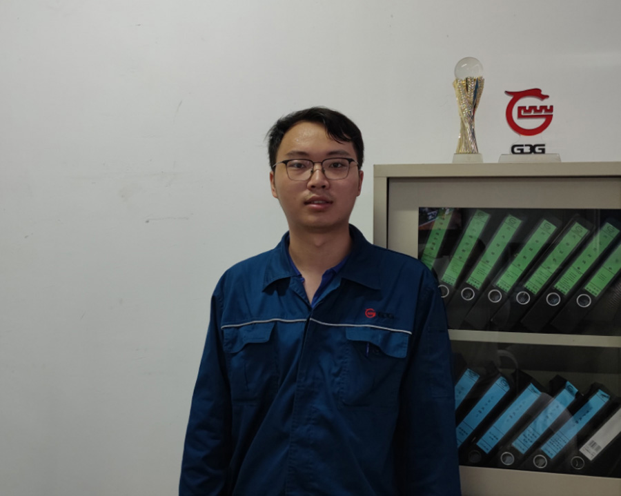 2022年度AG旗舰厅医药优秀科技奋斗者——胡隆建