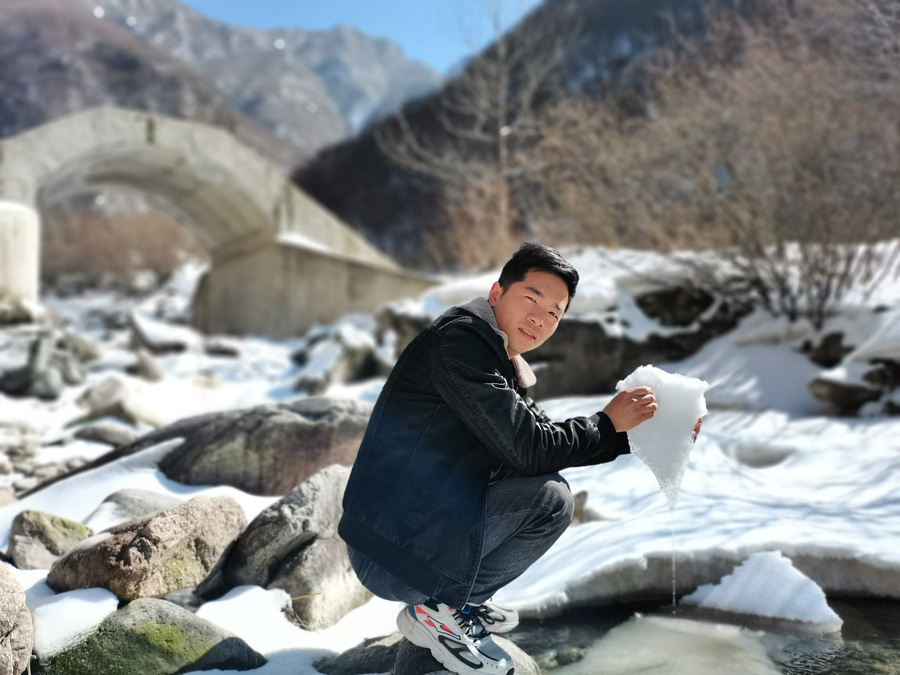 2022年度AG旗舰厅医药优秀科技奋斗者——李永华